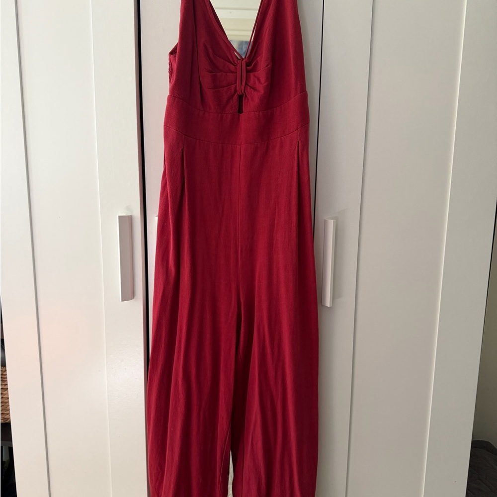 Elegant Jumpsuit in Wine